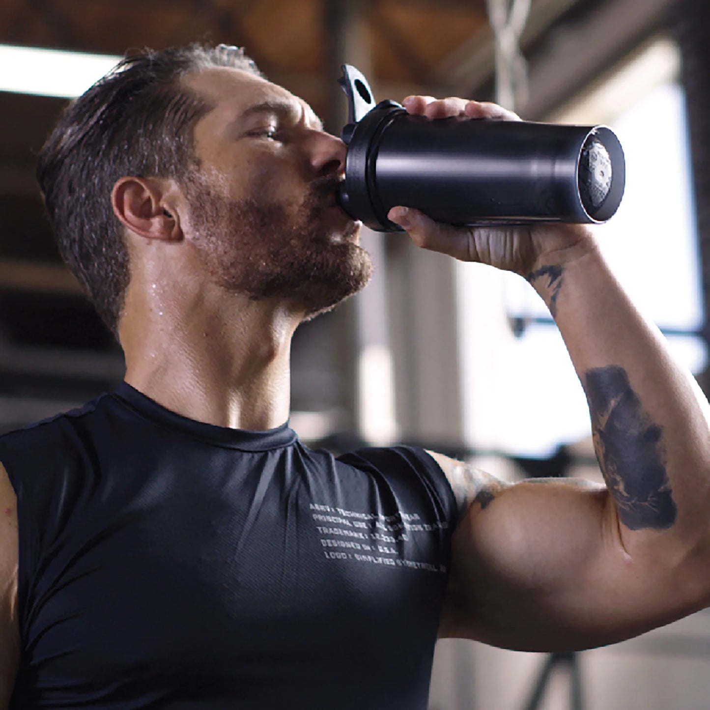 Classic V2 24 Oz Black Shaker Cup with Flip-Top Lid